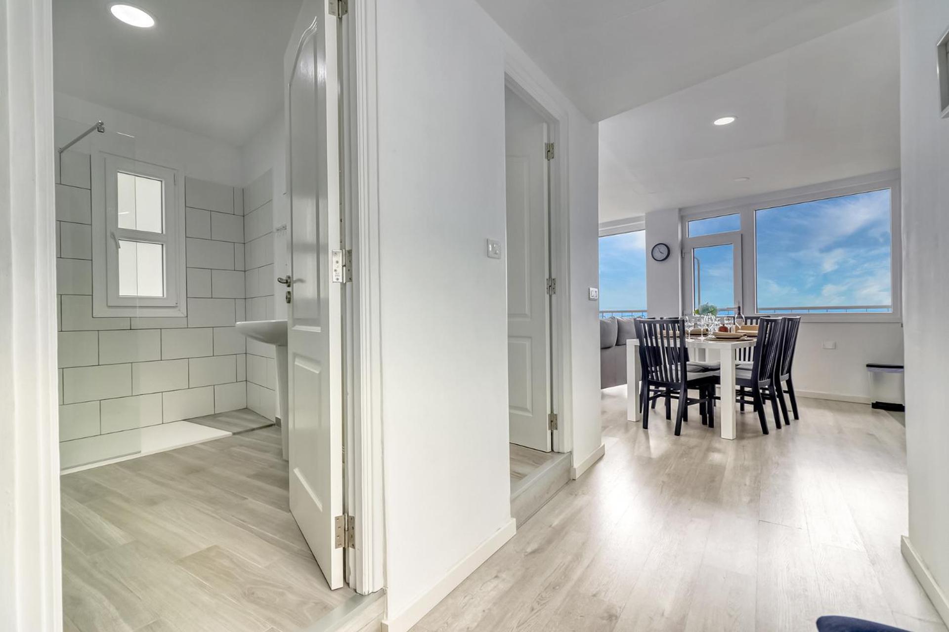 Central Modern Apartment With Private Parking & Ocean View & Coffee Corner Icod De Los Vinos Extérieur photo